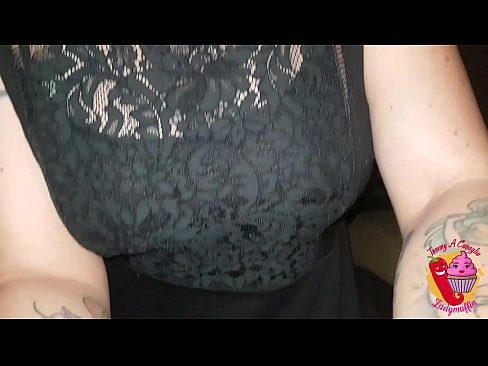 ❤️ Slutty ګامه خور هغه ته یو blowjob او هسپانوي ورکوي ❌ مقعد ویډیو